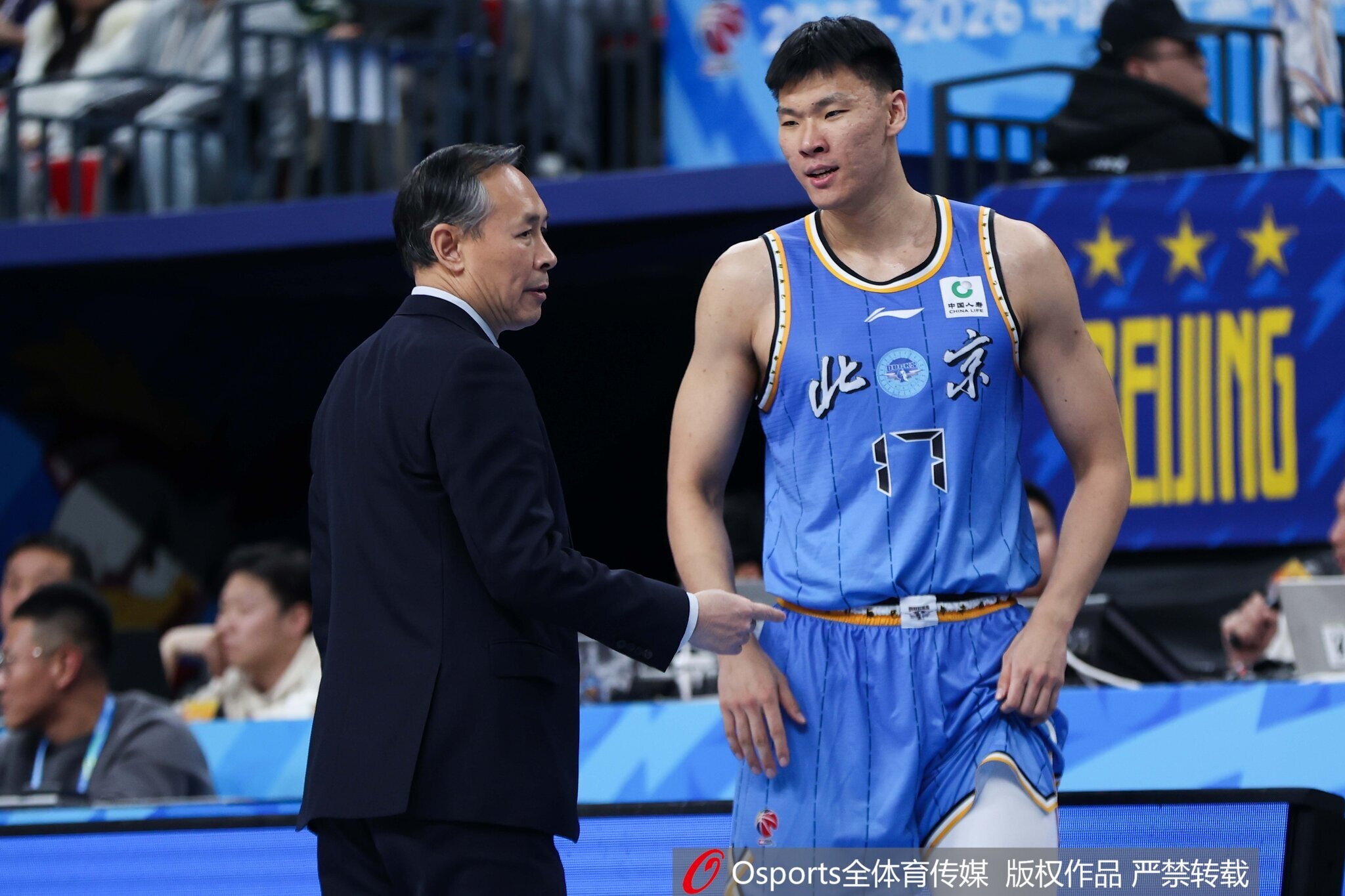 记者：明天过后北京会落到第5 王哲林面对周琦&amp;麦基砍24分17板